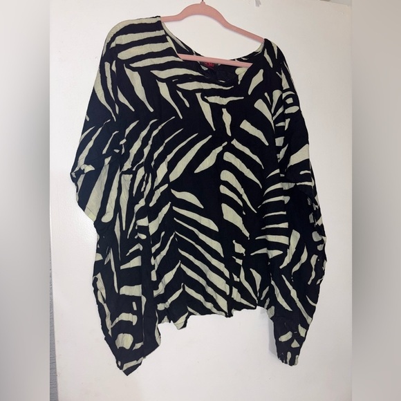 Tops - Black and White Zebra Print Women's Top
